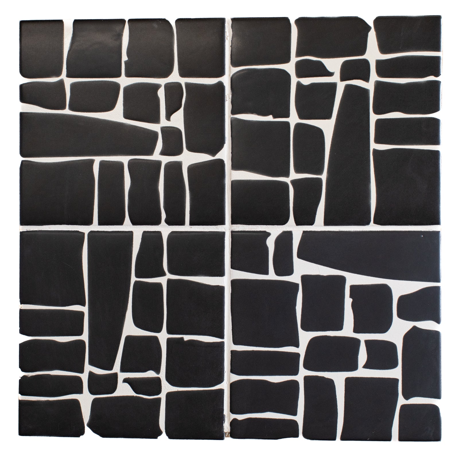 Kesseki | Black and White